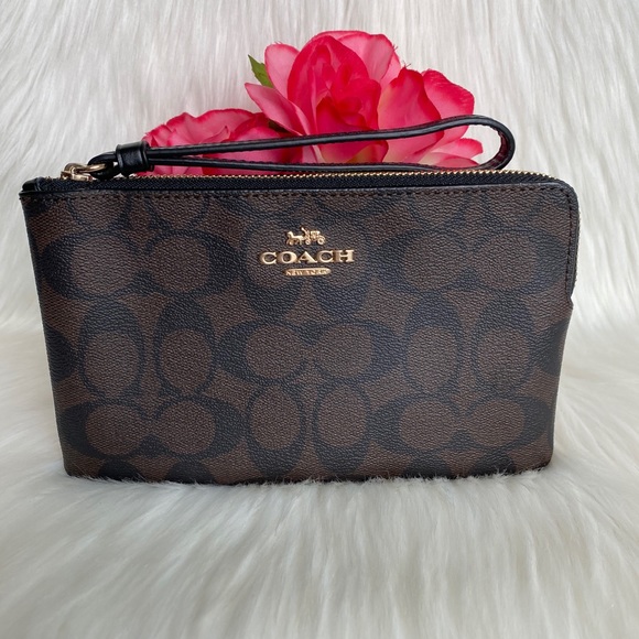 Coach Women’s Large Corner Zip Wristlet In Signature Canvas - Picture 5 of 16